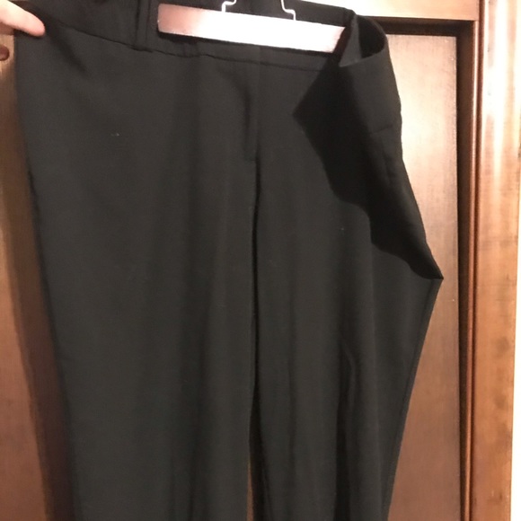 Avenue black Capri dress slacks - Picture 2 of 7